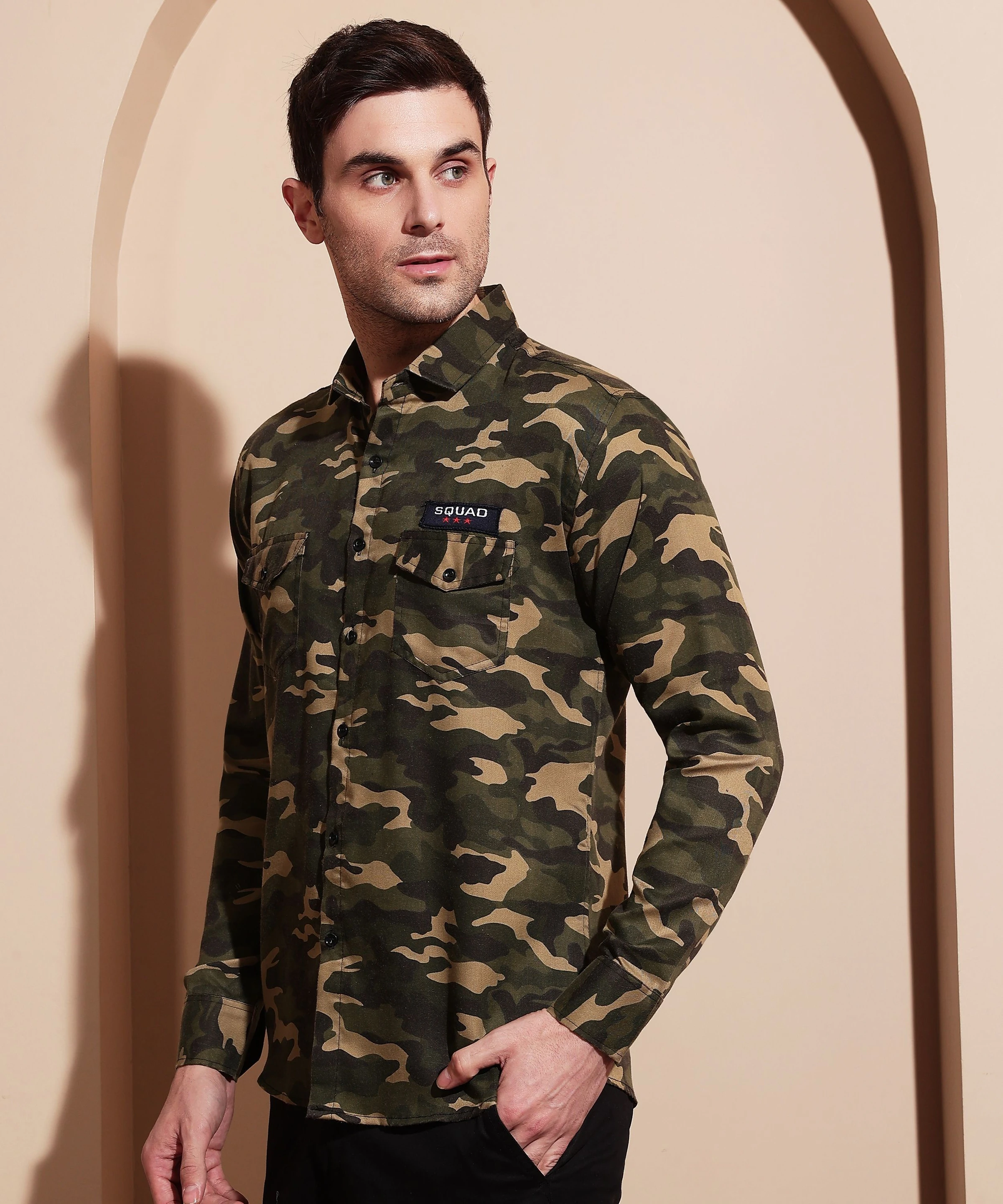 Men Regular Fit Military Camouflage Spread Collar Casual Shirt