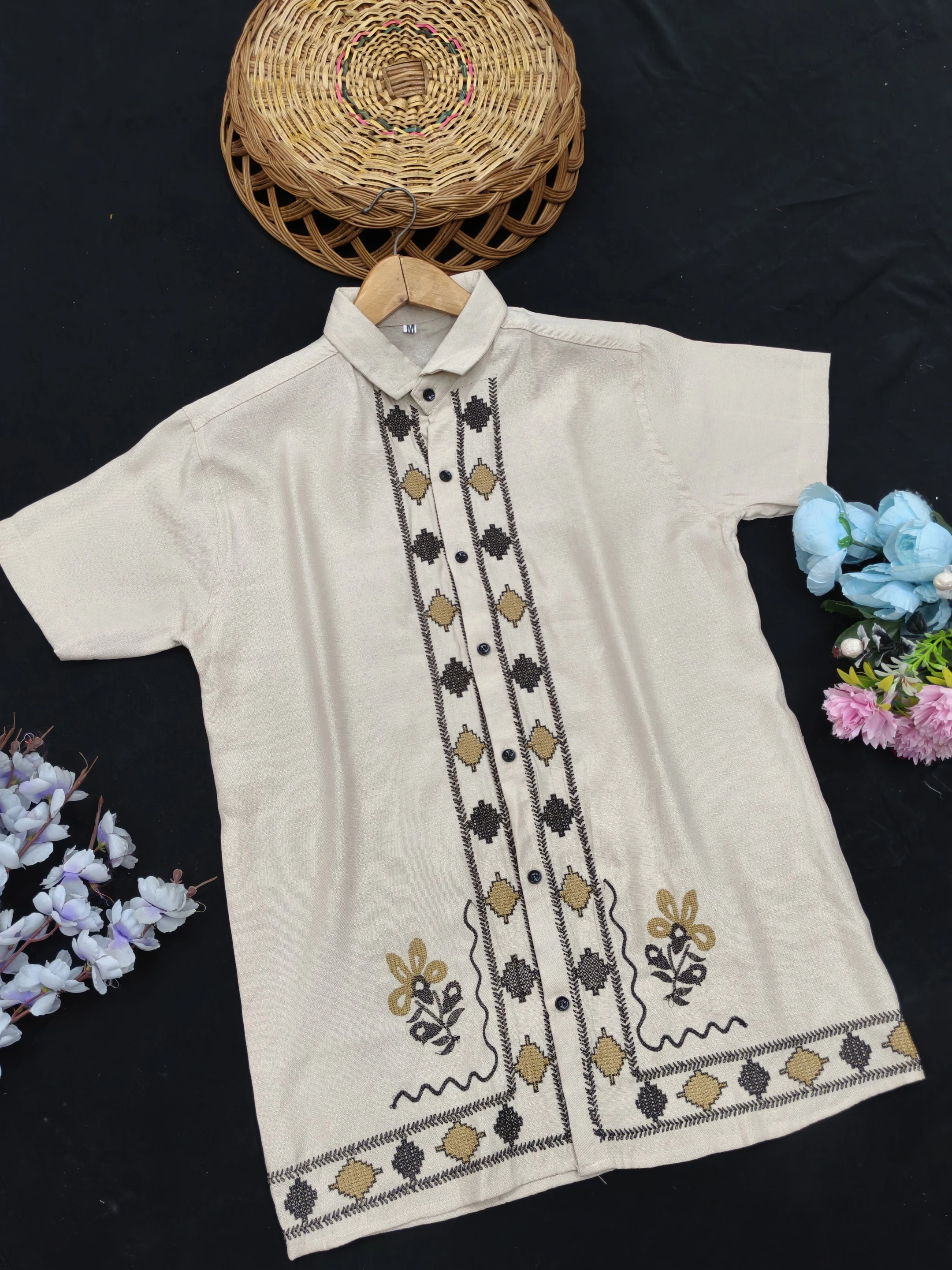 Men Regular Fit Embroidered Spread Collar Casual Shirt