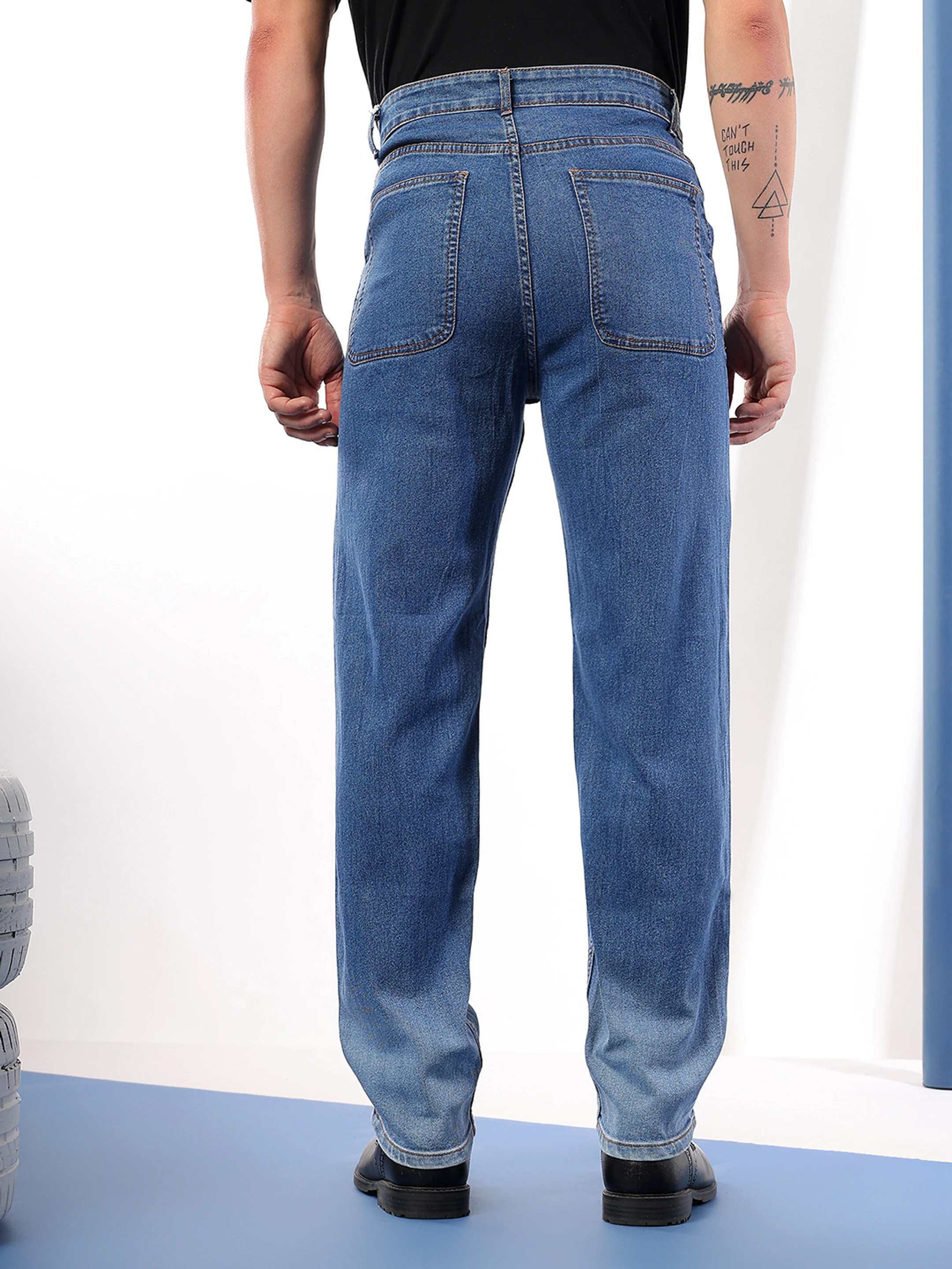 Regular Mid Rise Blue Jeans