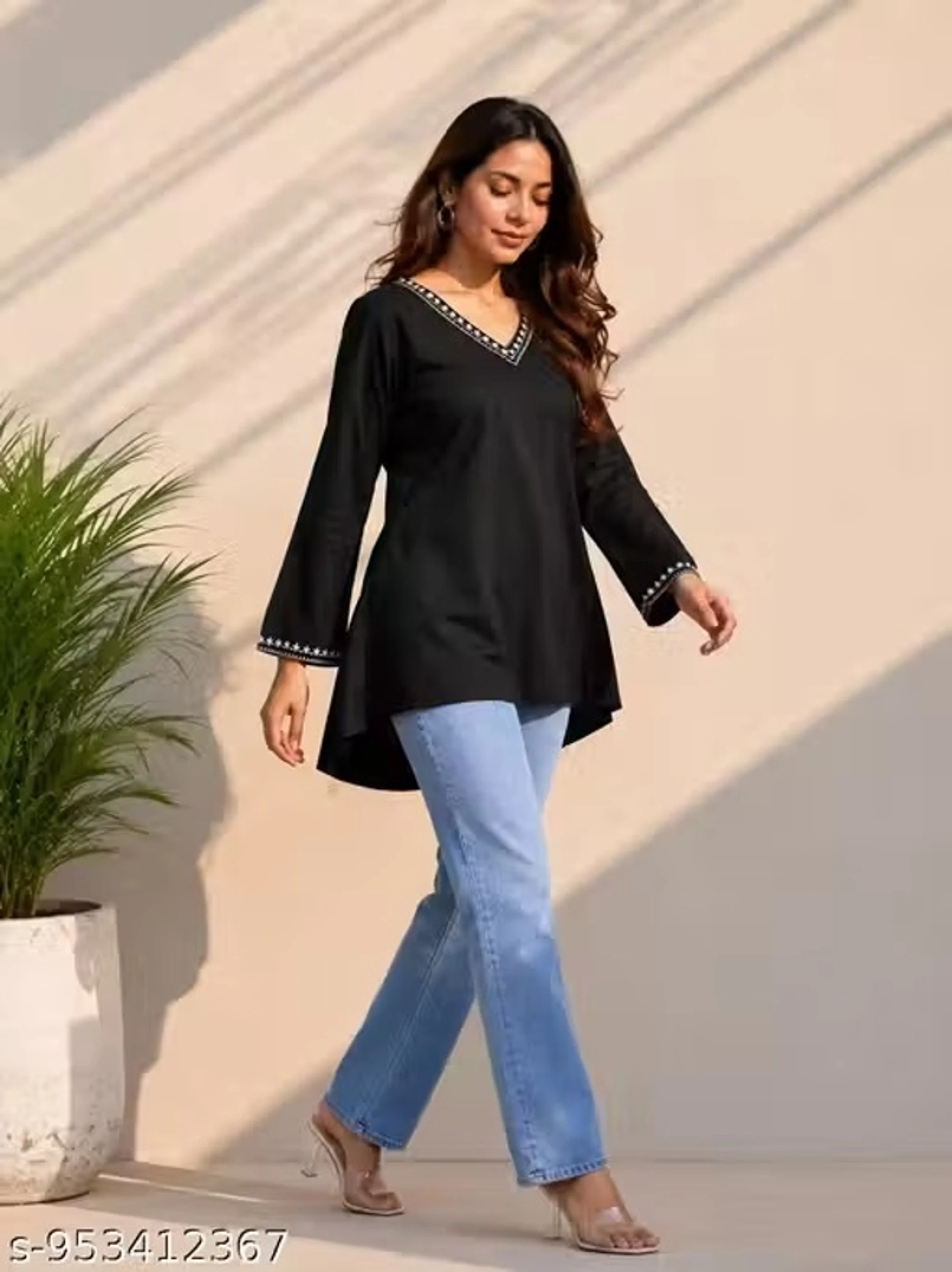 Casual Bell Sleeves Floral Print Women Black Top