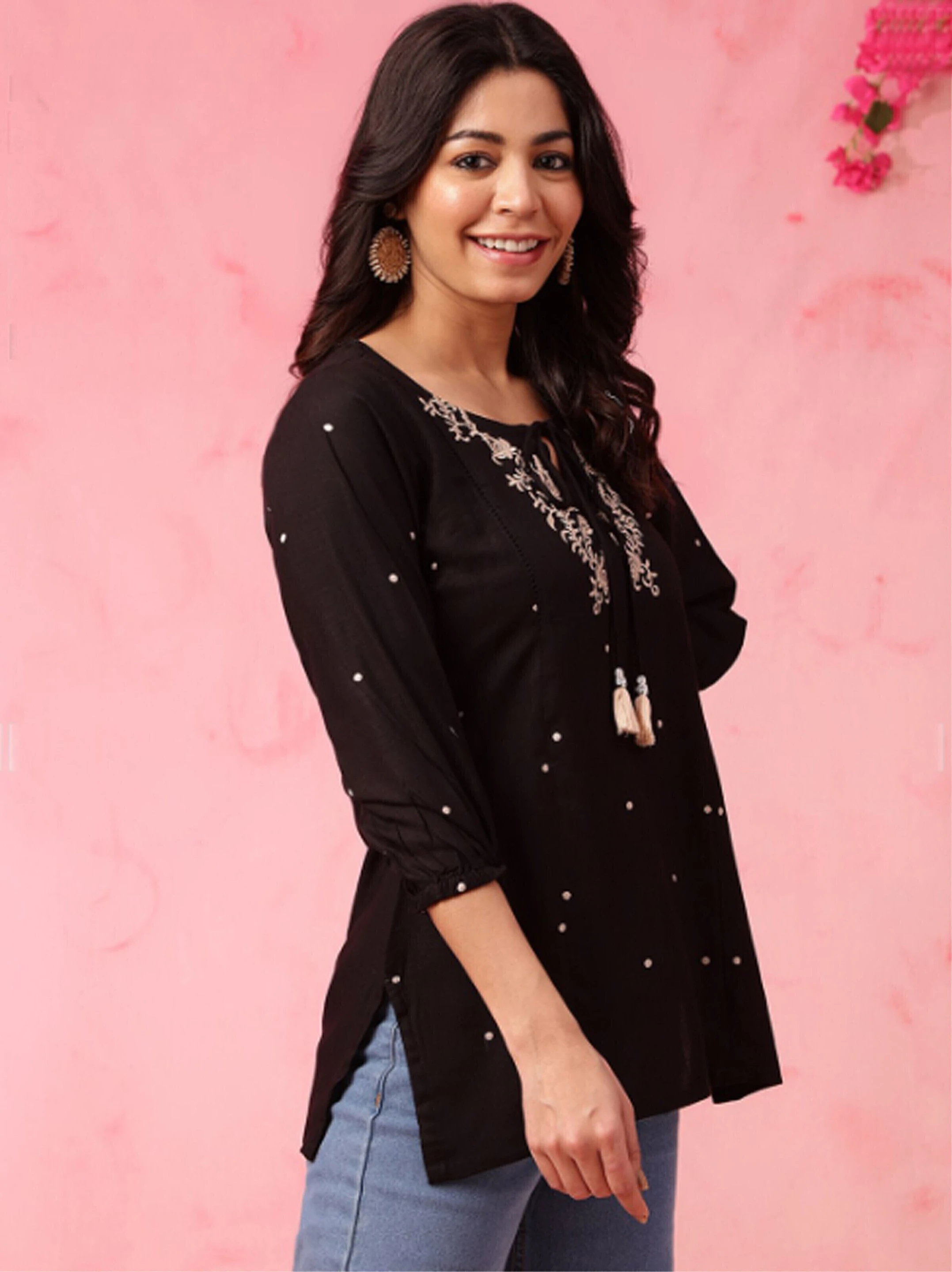 KURTIS Casual Regular Sleeves Embroidered, Polka Print Women