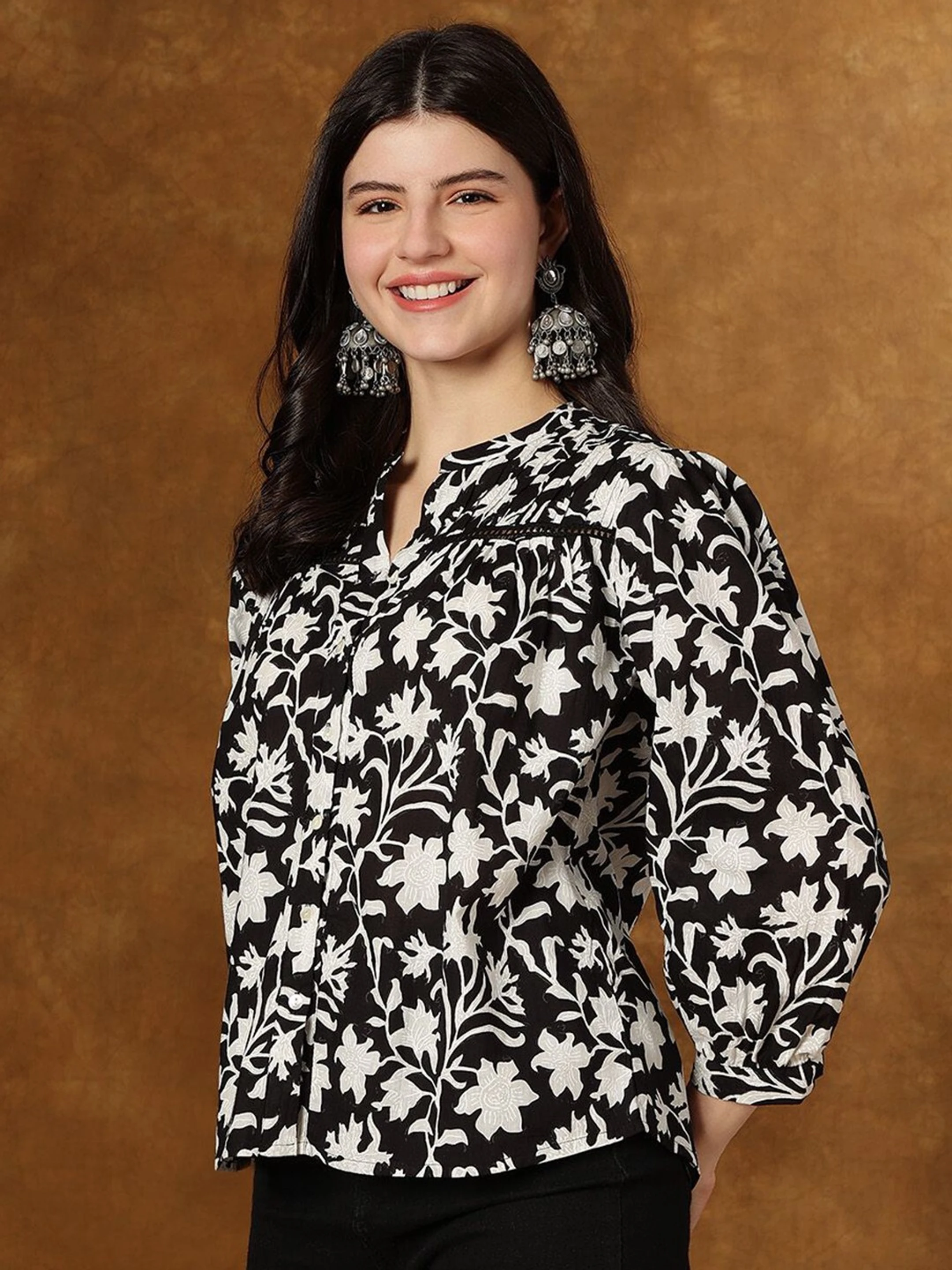 Casual Regular Sleeves Printed Women Black Top